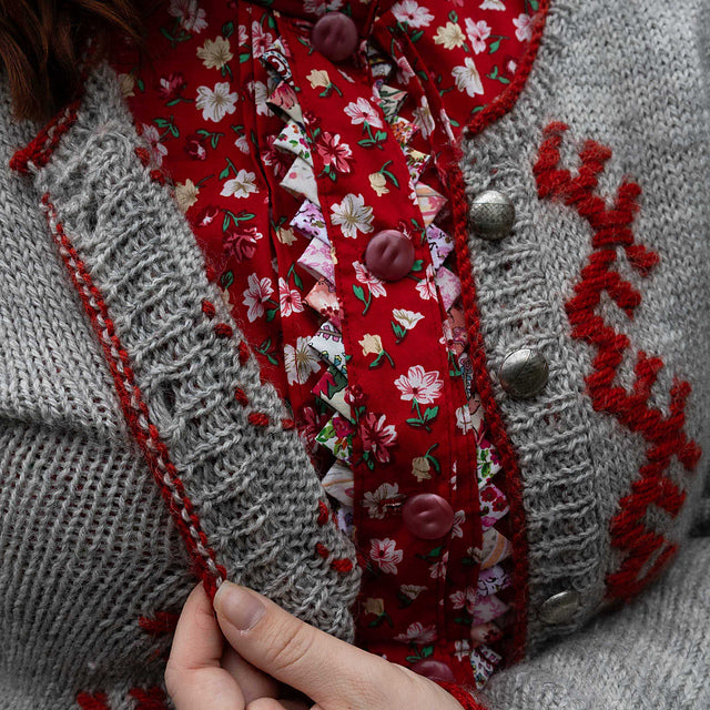 Sitsijakk by Aleks Byrd Yarn Bundle