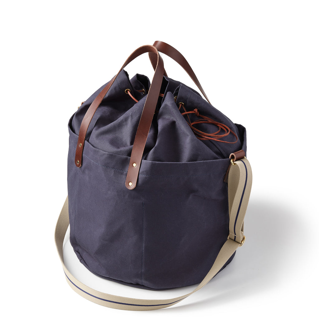 Hide & Hammer #11 Bucket Bag