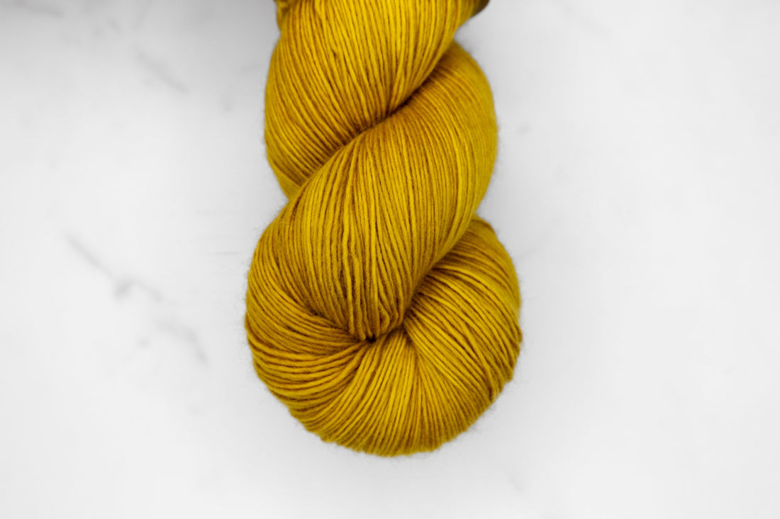 Magpie Fibers Swanky DK