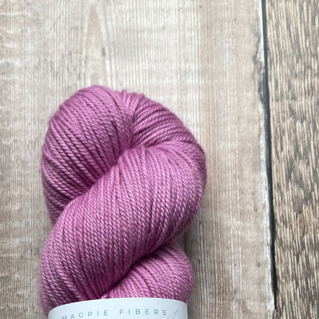 Magpie Fibers Swanky DK