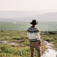 Unfolding Landscapes – 17 Knits for the Road