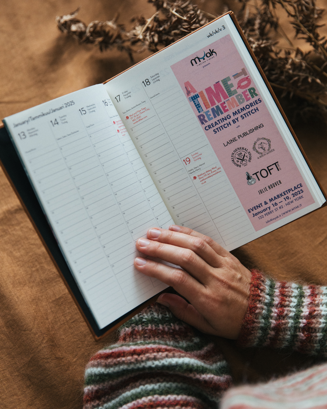 Knitter's Year 2025 Weekly Planner