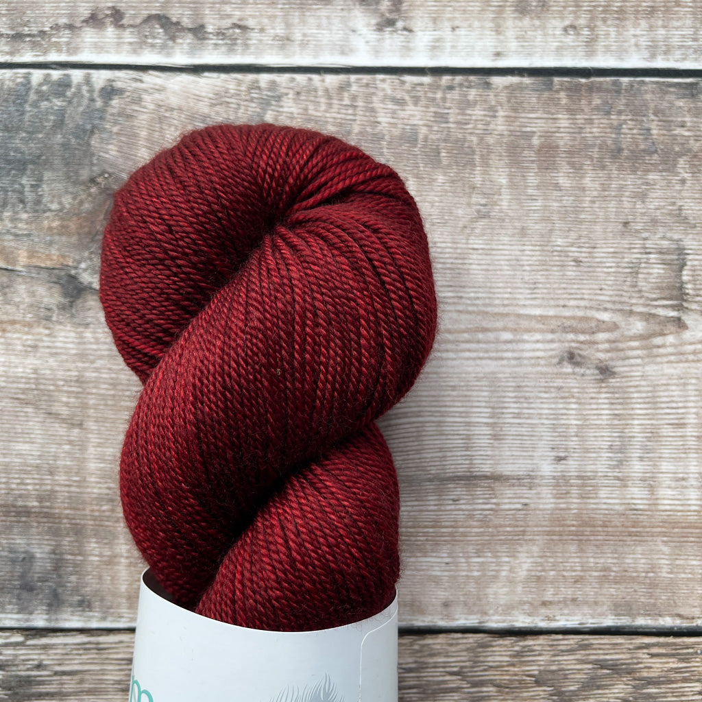 Magpie Fibers Swanky DK