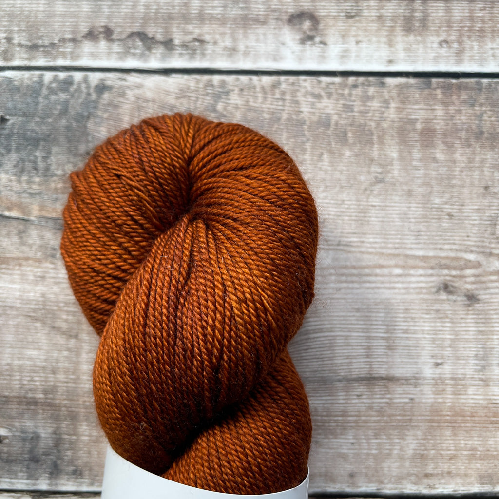 Magpie Fibers Swanky DK