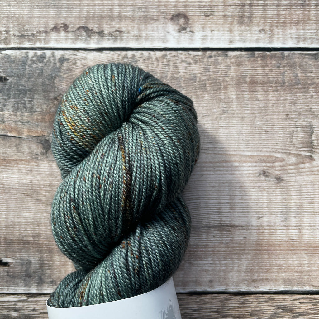 Magpie Fibers Swanky DK