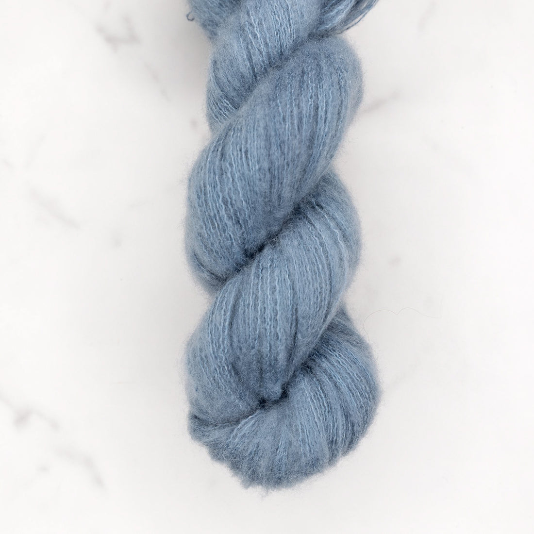 Magpie Fibers Plume