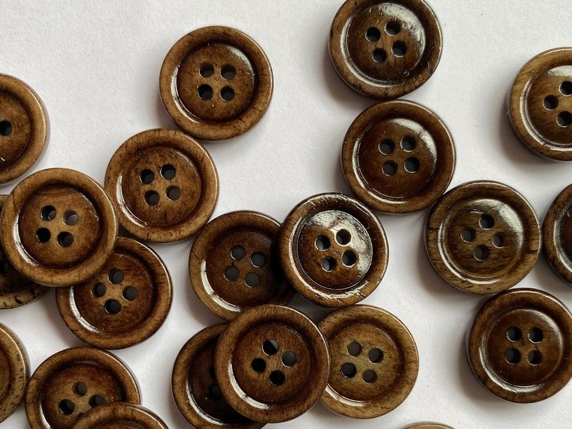 Brown Stained Bone Glossy Buttons Size 15mm - TGB4627
