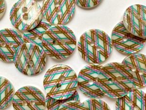 Diamond Pattern Shell Buttons Turquoise Pink & Brown Size 15mm - TGB5457
