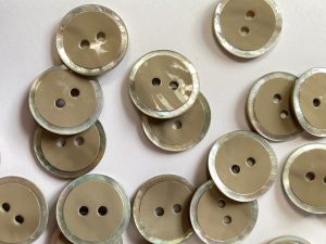 Taupe Glossy Coated Shell Buttons Laser Natural Shell Edge Size 18mm - TGB5617