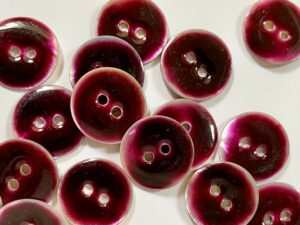 Semi Transparent Burgundy Resin on Shell Size 18mm - TGB5745