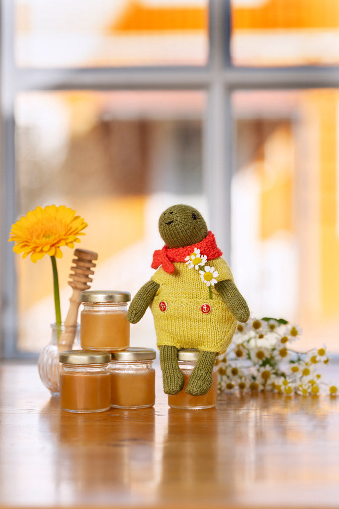 Chez Myrtil: More Seamless Friends to Knit and Love by Cinthia Vallet