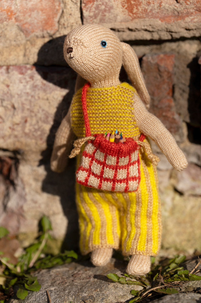 Chez Myrtil: More Seamless Friends to Knit and Love by Cinthia Vallet