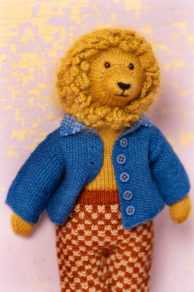 Chez Myrtil: More Seamless Friends to Knit and Love by Cinthia Vallet
