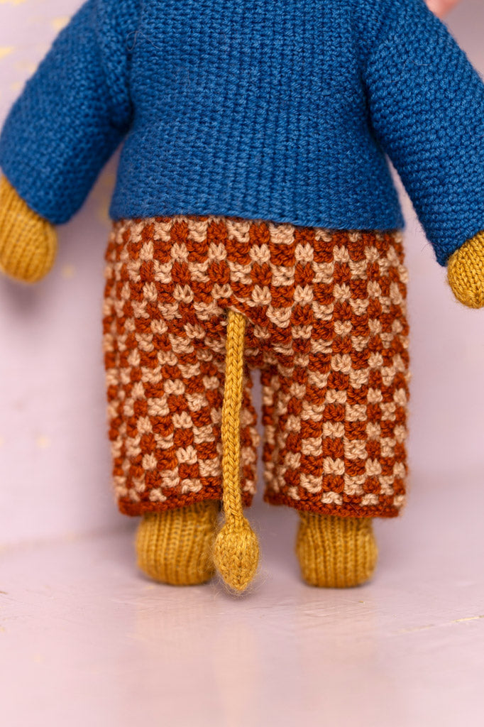 Chez Myrtil: More Seamless Friends to Knit and Love by Cinthia Vallet