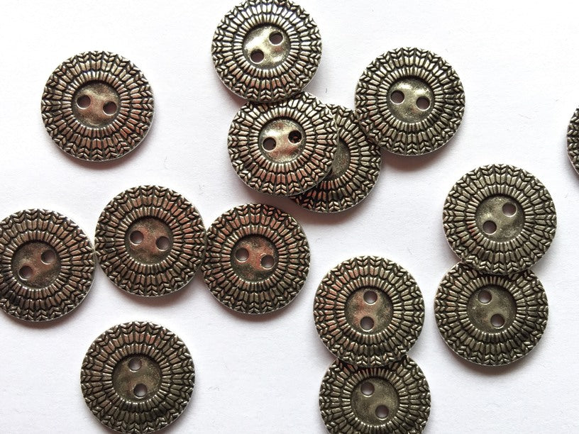 Silver Colour Metal Patterned Buttons Size 18mm - TGB2900