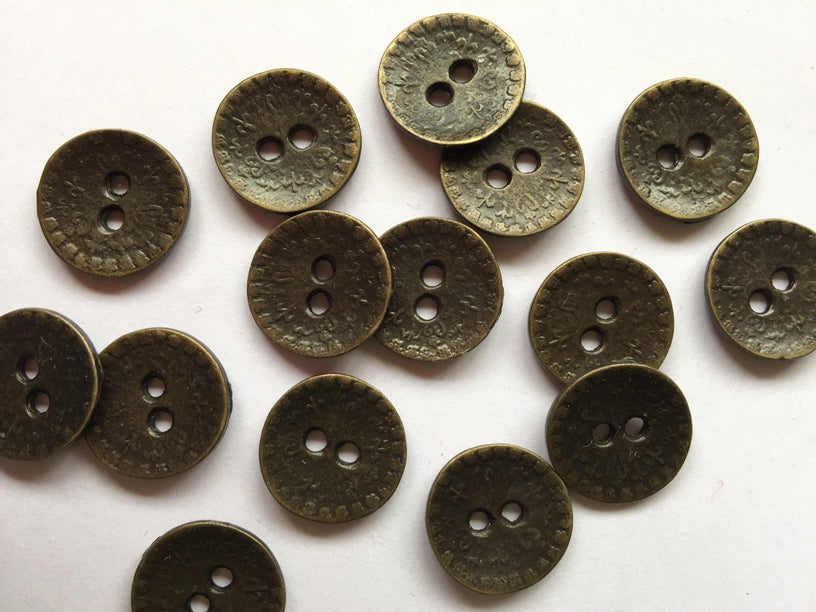 Old Bronze Colour with Embossed Design Metal Button Size 15mm - TGB2902