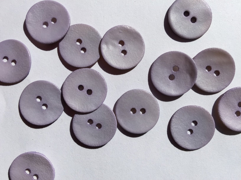 Matt Lilac Shell Button Size 18mm - TGB3823