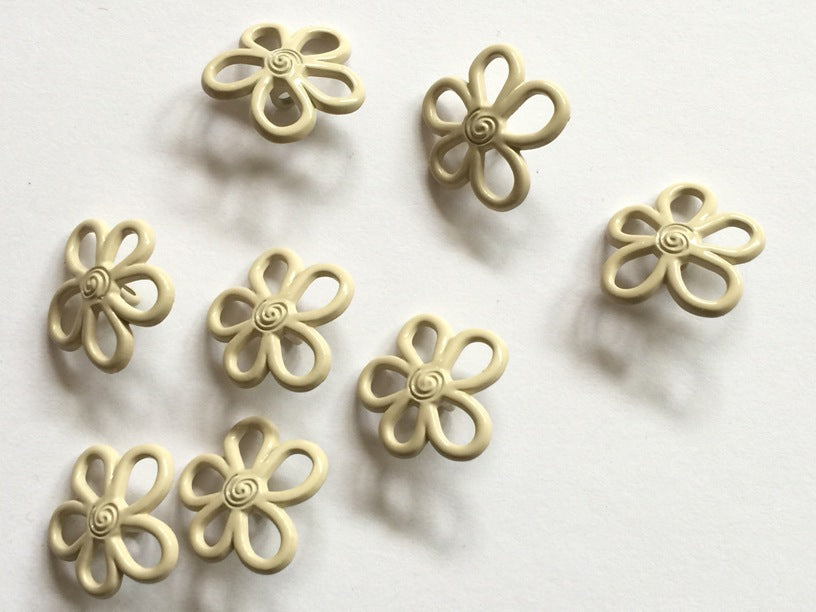 Metal Flower Shape Coated with Cream Resin Size 22mm - TGB1948