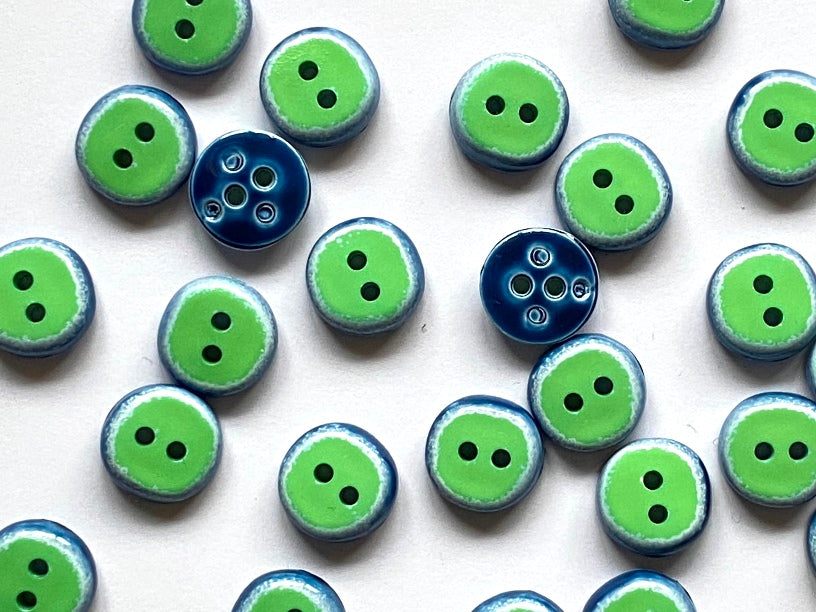 Green with Blue Edge Button