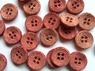 Raspberry Wooden Buttons Swirly Design x 15mm - TGB2932